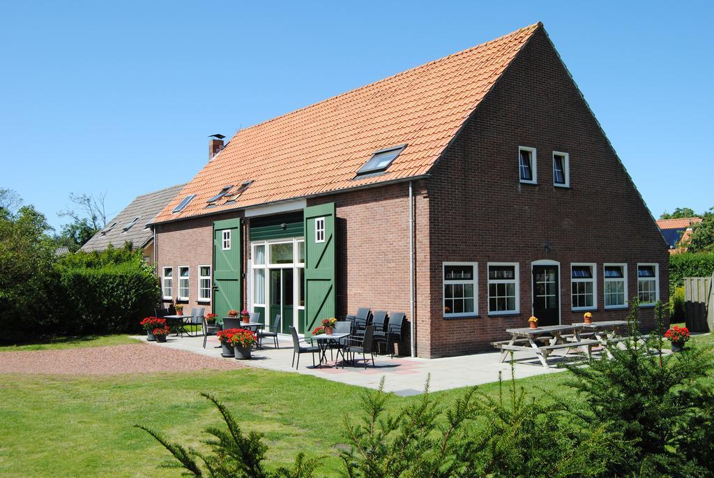 Duinoord Oostkapelle Bed & Breakfast ภายนอก รูปภาพ