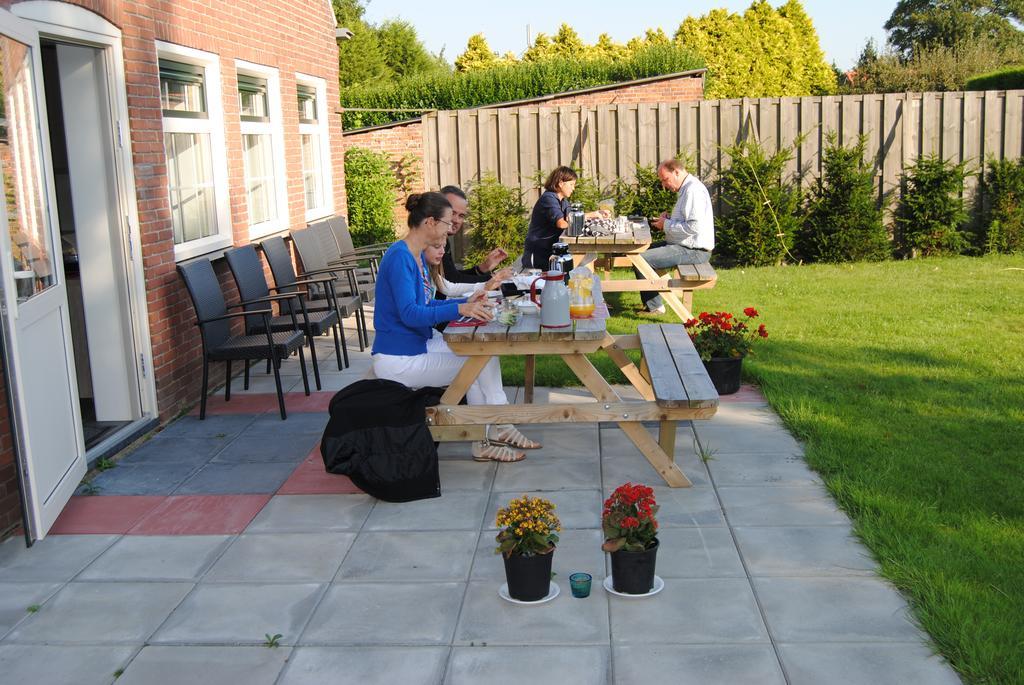 Duinoord Oostkapelle Bed & Breakfast ภายนอก รูปภาพ
