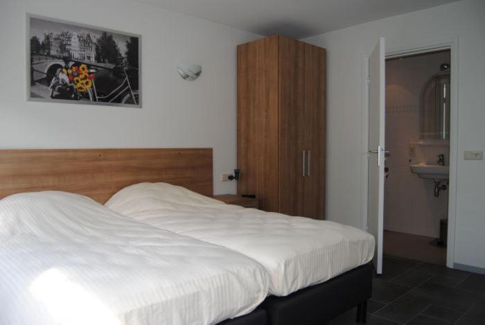 Duinoord Oostkapelle Bed & Breakfast ภายนอก รูปภาพ